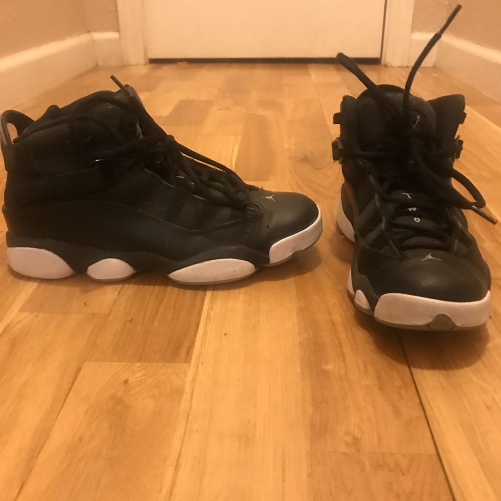 Air Jordan size 6 men’s (woman’s 8)